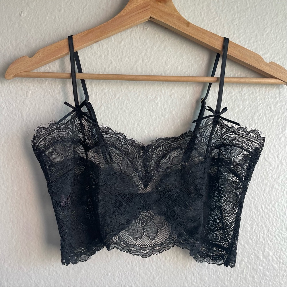 Victoria’s Secret Lace Bralette Crop Top